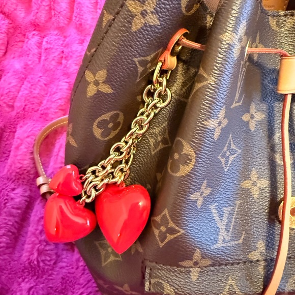 Louis Vuitton Montsouris PM Backpack 💕 ❤️ - Picture 4 of 11